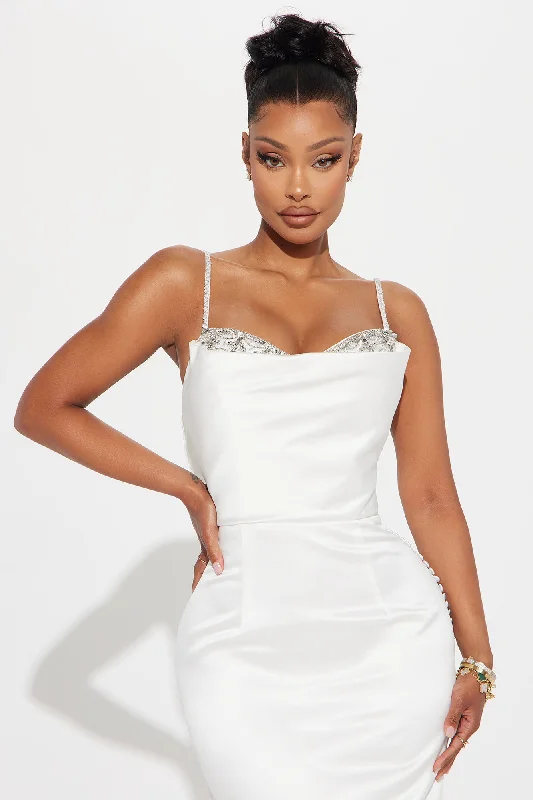 Crystal Elegance Gown - White