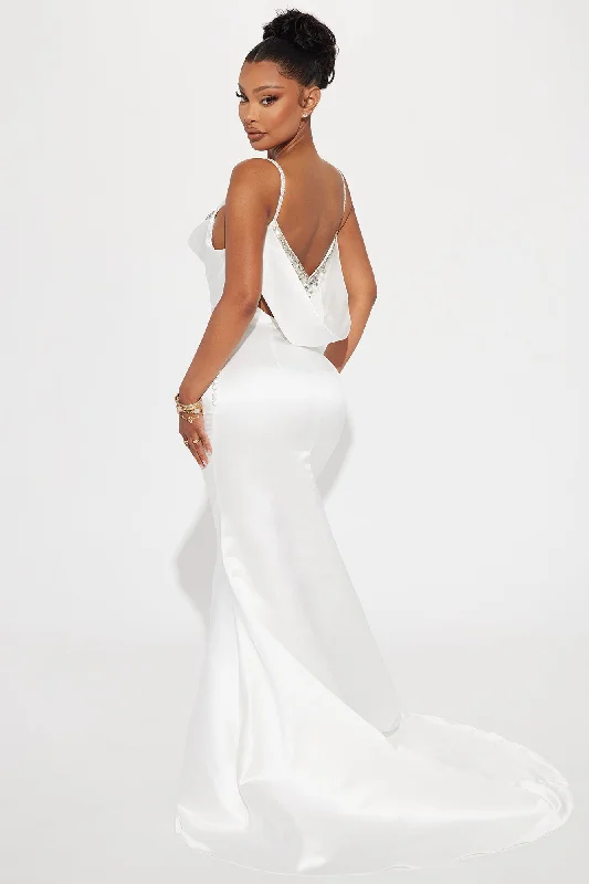 Crystal Elegance Gown - White