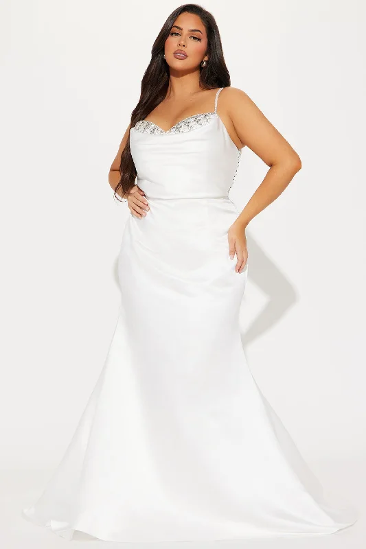 Crystal Elegance Gown - White