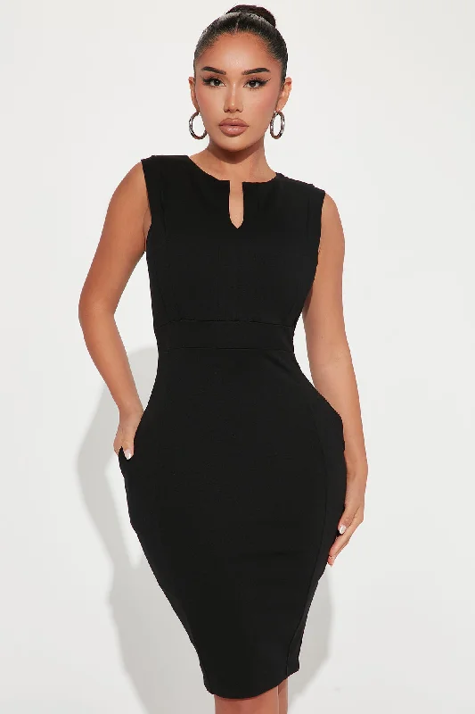 Cubicle Cutie Midi Dress - Black