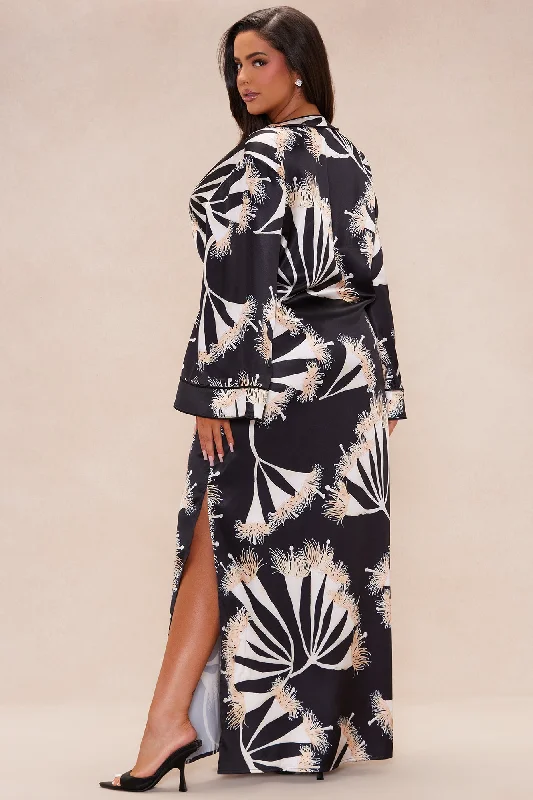 Isla Satin Kaftan Maxi Dress - Black/combo