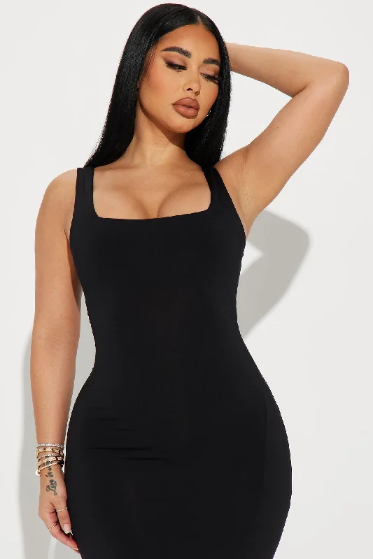 Kiss Me Sleeveless Midi Dress - Black