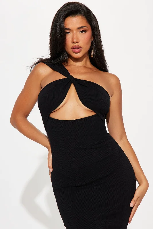 Melody Snatched Midi Dress - Black