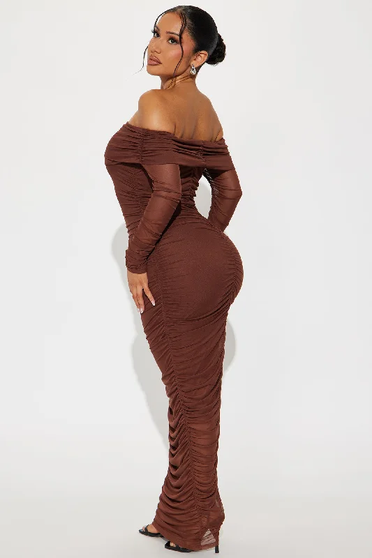 Top Trend Ruched Maxi Dress - Chocolate