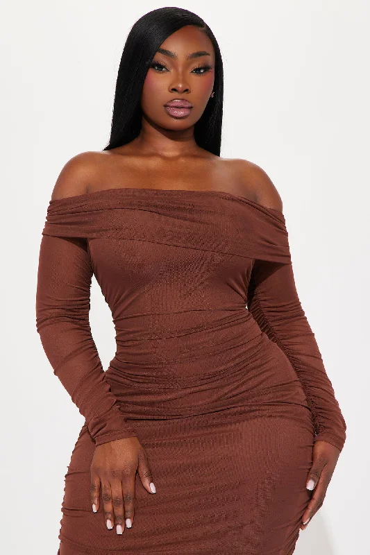 Top Trend Ruched Maxi Dress - Chocolate