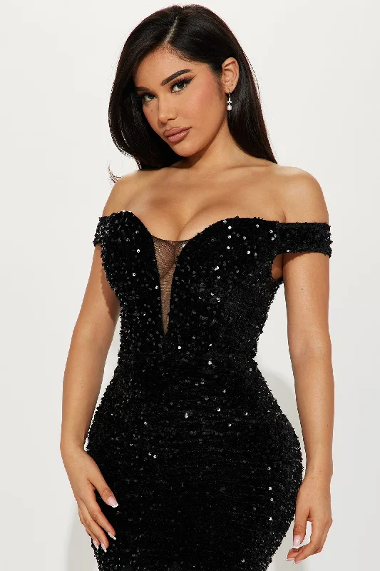 Twilight Sequin Gown - Black