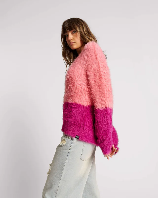 FLUFFY COLOUR BLOCK SWEATER