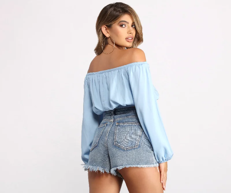 Off the Shoulder Long Sleeve Crop Top