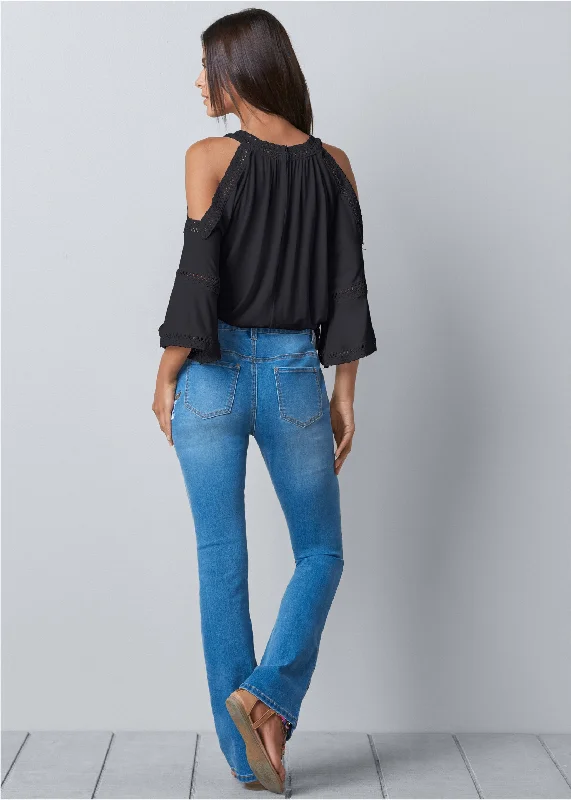 Cold-shoulder lace trim top - Black