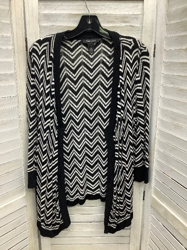 Black & White Cardigan White House Black Market, Size S