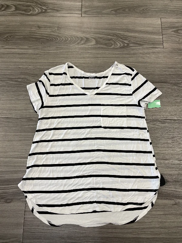 Top Short Sleeve By Clothes Mentor In Striped Pattern, Size: Xs