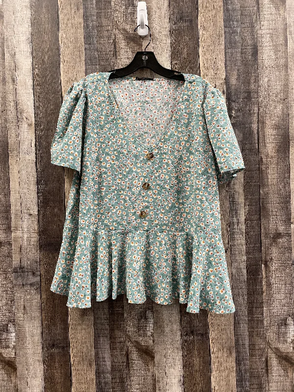 Top Short Sleeve By Shein In Green, Size: 2x